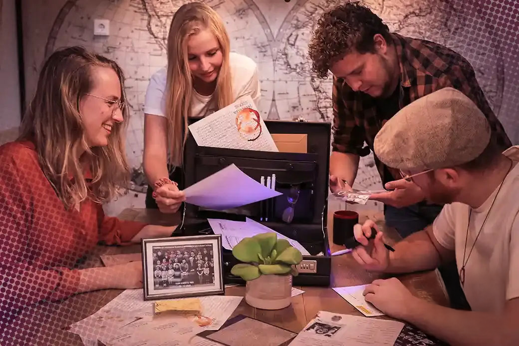 Moorddiner-moordspel-bedrijfsuitje-teamuitje-groepsactiviteit-02-kopie